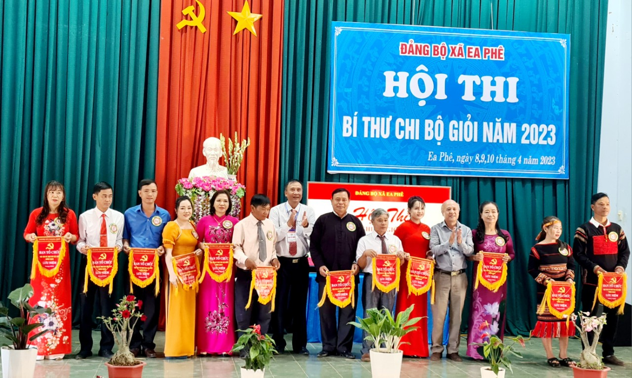 a hoi thi 1